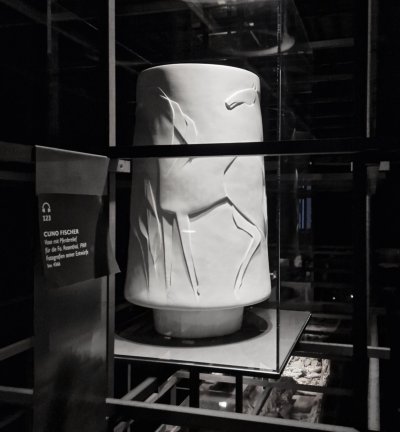 Cuno Fischer, Vase mit Pferderelief für die Fa. Rosenthal, 1969